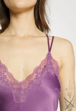 Anna Field Chemise De Nuit / Nuisette - Pink -Magasins Sélectionnés De Mode Pour Femmes 1d3ee3b2edc04d61933aec58ae10abce scaled