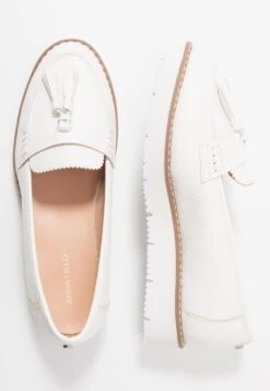 Mocassins - White -Magasins Sélectionnés De Mode Pour Femmes 232495a6baea40bebeb3a33bf0fad274 scaled