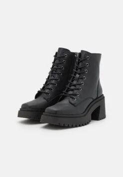 Steve Madden Bottines - Black -Magasins Sélectionnés De Mode Pour Femmes 2ae56ff6ba414baca7f298b4cc75402e scaled