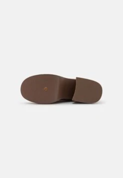 MTNG Setenta - Bottes À Plateau - Brown -Magasins Sélectionnés De Mode Pour Femmes 32806671cf9f43deb13acacdebc5da49 scaled