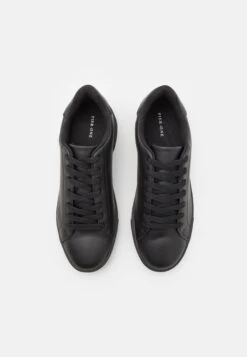 Pier One Unisex - Baskets Basses - Black -Magasins Sélectionnés De Mode Pour Femmes 345ac05bab164292b55be26426f33c5a scaled