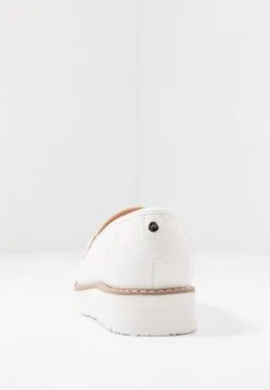 Mocassins - White -Magasins Sélectionnés De Mode Pour Femmes 3cd5b6940b634682a901f4f2307669aa scaled
