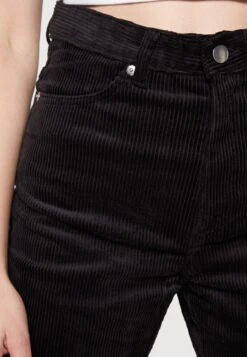 Monki Pantalon Classique - Black Dark -Magasins Sélectionnés De Mode Pour Femmes 42b4a29026d2483b84ca7e82f2ba1978 scaled