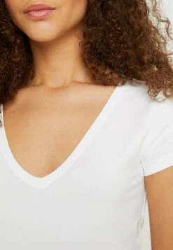 2 Pack - T-Shirt Basique - Black/White -Magasins Sélectionnés De Mode Pour Femmes 468c6729f1c542c08a621f49fb9af0a3 scaled