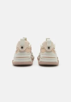 Steve Madden Possession - Baskets Basses - Tan -Magasins Sélectionnés De Mode Pour Femmes 4dbaaefa5da5460688522d7a12a76ffc scaled