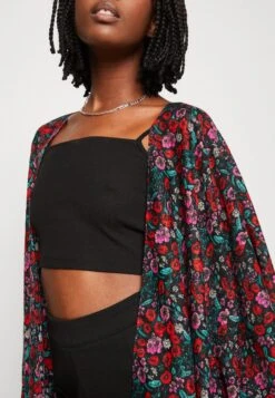 Even&Odd Floral - Veste Légère - Red -Magasins Sélectionnés De Mode Pour Femmes 59d2fda17eaa4be692108583b0911039 scaled