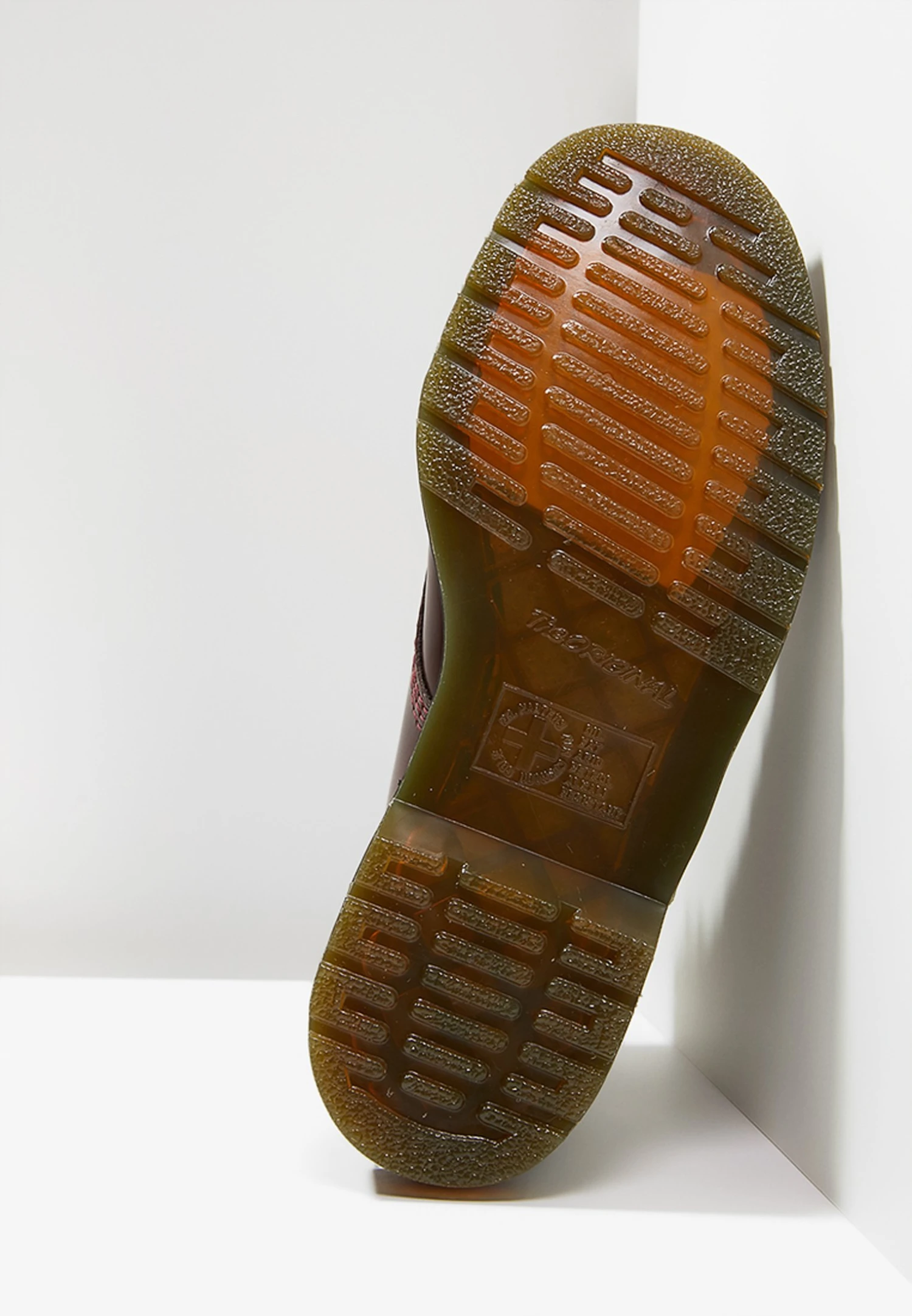 Dr. Martens Winchester Ii Boot 1460 Vegan - Bottines À Lacets - Cherry 5 Dr. Martens Winchester Ii Boot 1460 Vegan - Bottines À Lacets - Cherry – Image 5