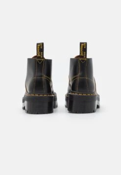 Dr. Martens Church Quad Unisex - Boots À Talons - Black Vintage Smooth -Magasins Sélectionnés De Mode Pour Femmes 696f50b7e03f416297c7a88cc57e92bb scaled