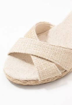 Anna Field Sandales Compensées - Beige 9 Anna Field Sandales Compensées - Beige -Magasins Sélectionnés De Mode Pour Femmes 71e5b63067c44be097287565aee71b6a