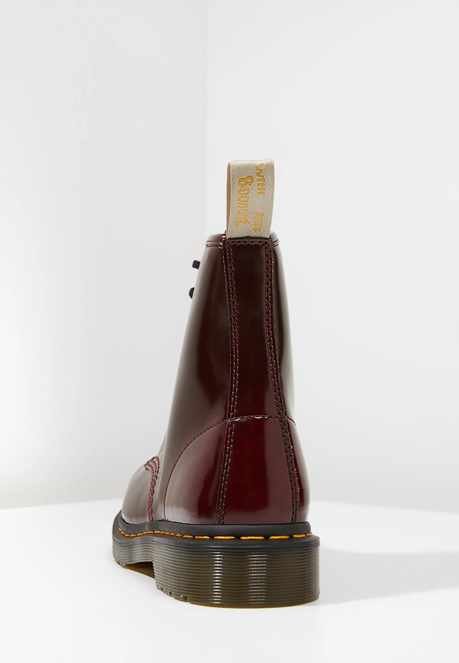 Dr. Martens Winchester Ii Boot 1460 Vegan - Bottines À Lacets - Cherry 4 Dr. Martens Winchester Ii Boot 1460 Vegan - Bottines À Lacets - Cherry – Image 4