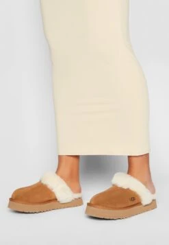 Ugg Disquette - Chaussons - Chestnut 11 Ugg Disquette - Chaussons - Chestnut -Magasins Sélectionnés De Mode Pour Femmes 782dfabe821143a7871b7f0296d5f8bf scaled