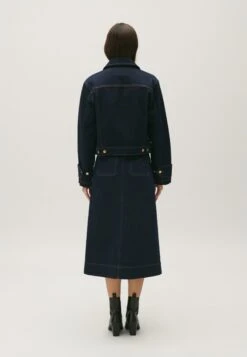 CLAUDIE PIERLOT Villy - Veste En Jean - Denim Brut -Magasins Sélectionnés De Mode Pour Femmes 82b77ac86765494e9f489531d2334374 scaled