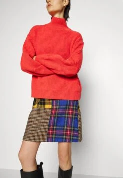 DRYKORN Tildi - Pullover - Orange -Magasins Sélectionnés De Mode Pour Femmes 8afaa2e4294f463c8116cfc0fe68f319 scaled