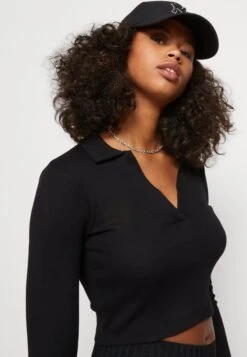 Even&Odd Long Sleeve Collar - T-Shirt À Manches Longues - Black -Magasins Sélectionnés De Mode Pour Femmes aa6f27938e014275bbaec31fc0d490b5 scaled