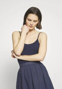 Anna Field 3Er Pack - Débardeur - White/Navy/Light Grey -Magasins Sélectionnés De Mode Pour Femmes bafe6d5f6cc84d21b0c3c12d517deab3 scaled