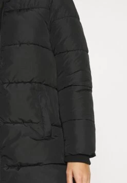 Pieces Petite Pcbee New Long Puffer Jacket - Manteau D'Hiver - Black -Magasins Sélectionnés De Mode Pour Femmes c15ced94bd8148eb8c1cde072d0ef980 scaled