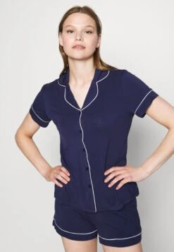 Anna Field Button Through Pj Set - Pyjama - Blue/White -Magasins Sélectionnés De Mode Pour Femmes ca0de327115340e9b0cf3dcf947f73c6 scaled