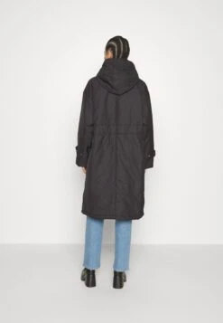 Marc O'Polo Coat Long Padded Fixed Hood Zipper Drawstring Waist - Parka - Black -Magasins Sélectionnés De Mode Pour Femmes cfdd9661ac98460f96fcfb6f48e41c8d scaled