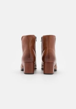 Anna Field Leather - Bottines - Cognac 7 Anna Field Leather - Bottines - Cognac -Magasins Sélectionnés De Mode Pour Femmes d6b6647e82b44cbcb91f8cb29be10dcc scaled