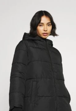 Pieces Petite Pcbee New Long Puffer Jacket - Manteau D'Hiver - Black -Magasins Sélectionnés De Mode Pour Femmes db849dfcbe9e44c49c7337b7d8229554 scaled