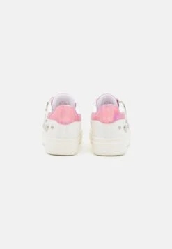 Barbie X Aldo Sneakers - Baskets Basses - Pink -Magasins Sélectionnés De Mode Pour Femmes ed25589f37b64dc393519b9d5a89030c scaled