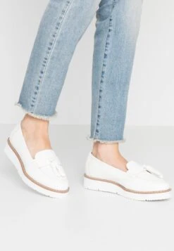 Mocassins - White