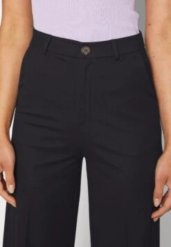 Wide Leg Trousers - Pantalon Classique - Black -Magasins Sélectionnés De Mode Pour Femmes f970932fb4964320a747737ca0bae763 scaled